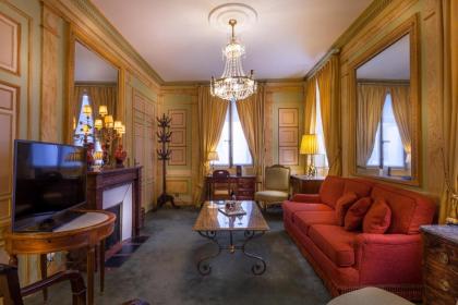 Hotel Duc De St-Simon - image 5