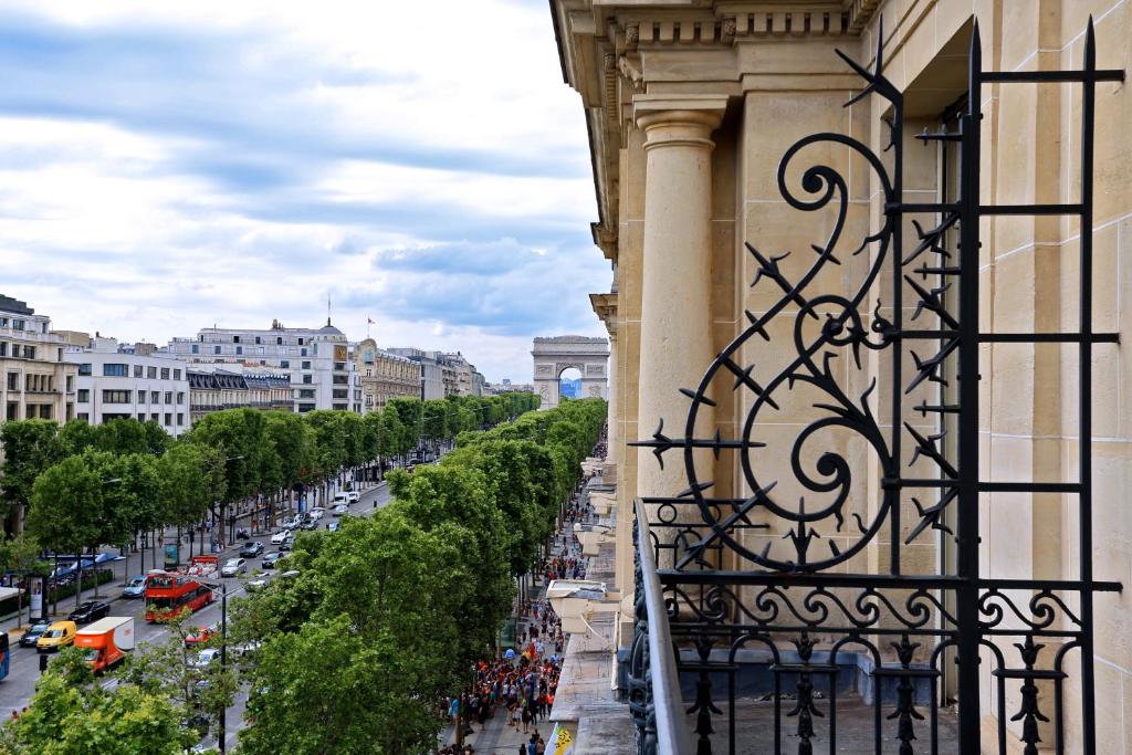 Fraser Suites Le Claridge Champs-Elysees - image 7