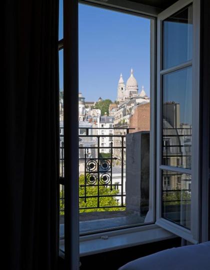 Hotel Carlton's Montmartre - image 14