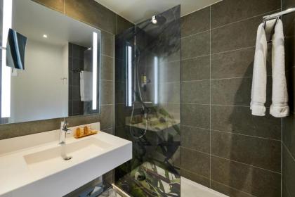 Mercure Paris La Defense - image 11