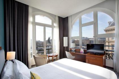 Crowne Plaza Paris Republique - image 11