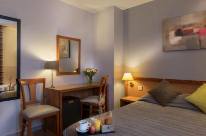 Hotel Le Beaugency - image 19