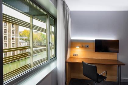 Holiday Inn Express Paris-Canal De La Villette - image 15