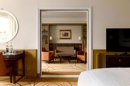 Paris Marriott Champs Elysees Hotel - image 10