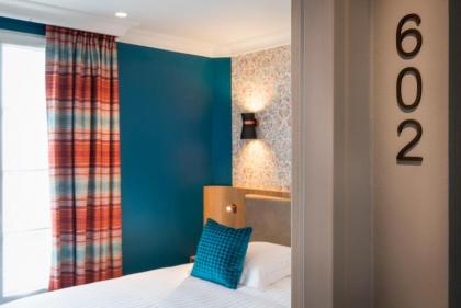 Hotel Comete Paris - image 3