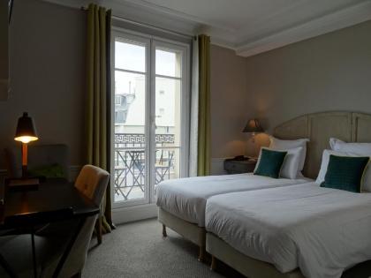 Hotel Le Petit Chomel - image 11