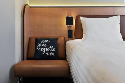 Moxy by Marriott Paris Bastille - image 18