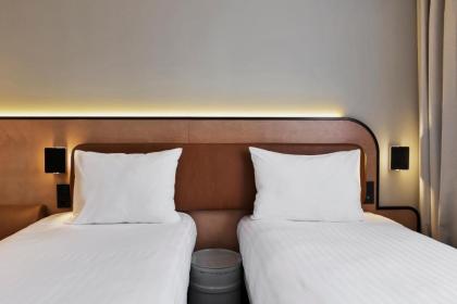 Moxy by Marriott Paris Bastille - image 19