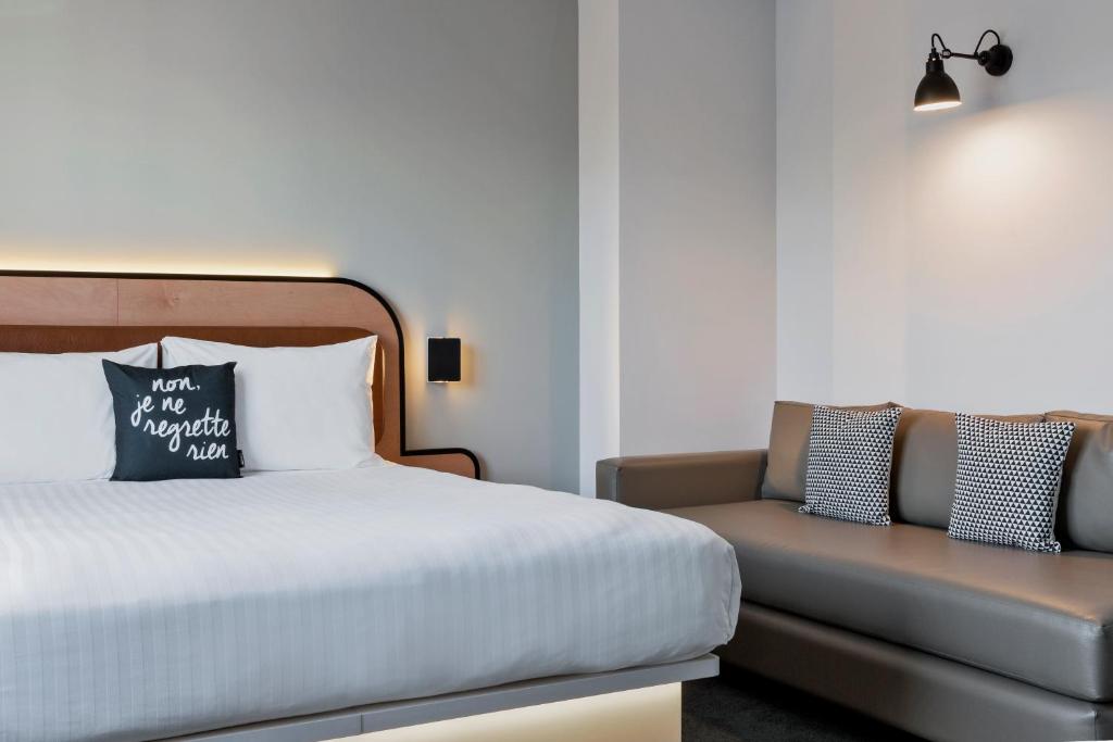 Moxy by Marriott Paris Bastille - image 6