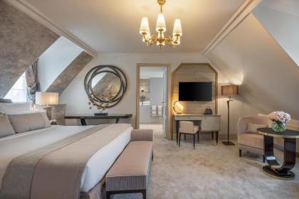 Hotel Champs Elysees Plaza - image 12