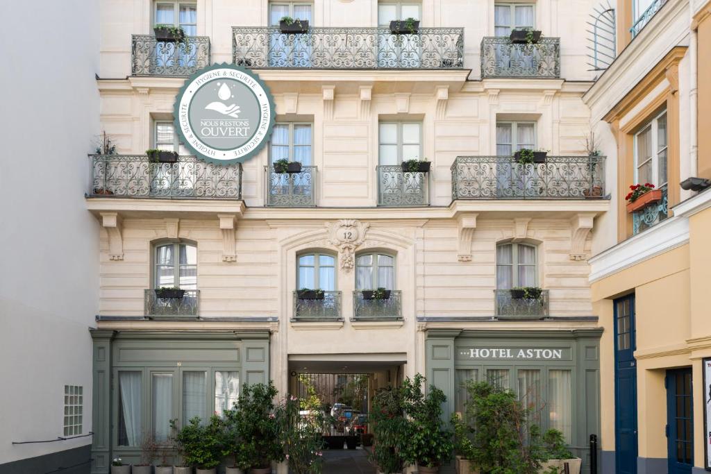 Aston Hotel Paris - main image