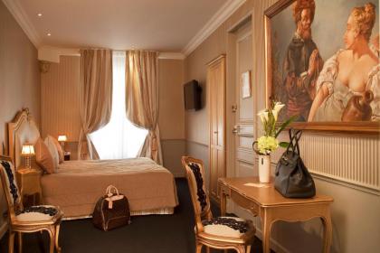 Hotel Saint Jacques - image 1