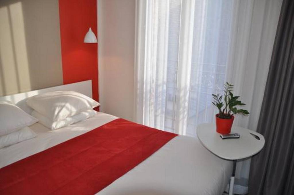 ibis Styles Paris Montmartre Nord - image 2