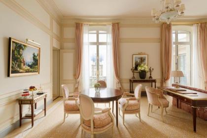 Ritz Paris - image 17