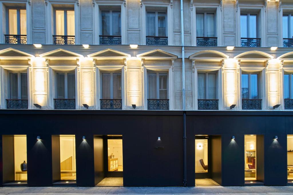 9Hotel Republique - image 3