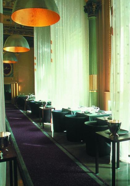 Normandy Hotel - image 11