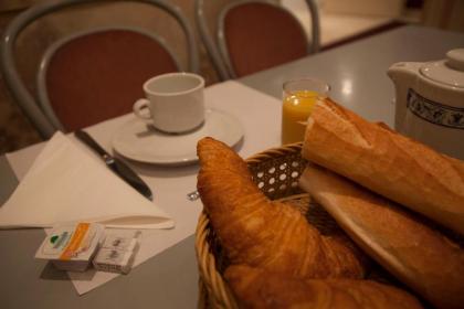 Hotel des Pyrenees - Entre Bastille et Nation - image 9