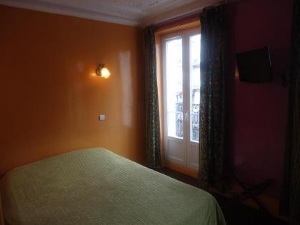 Hotel des Belges - image 4