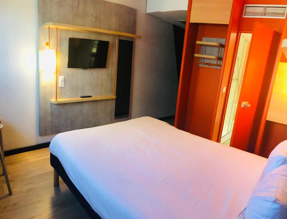 ibis budget Paris Porte de Montreuil - image 3