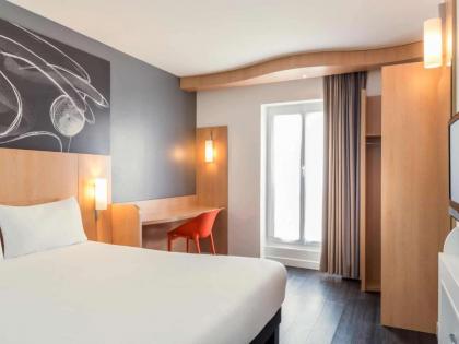 Hotel ibis Paris Pere Lachaise - image 19