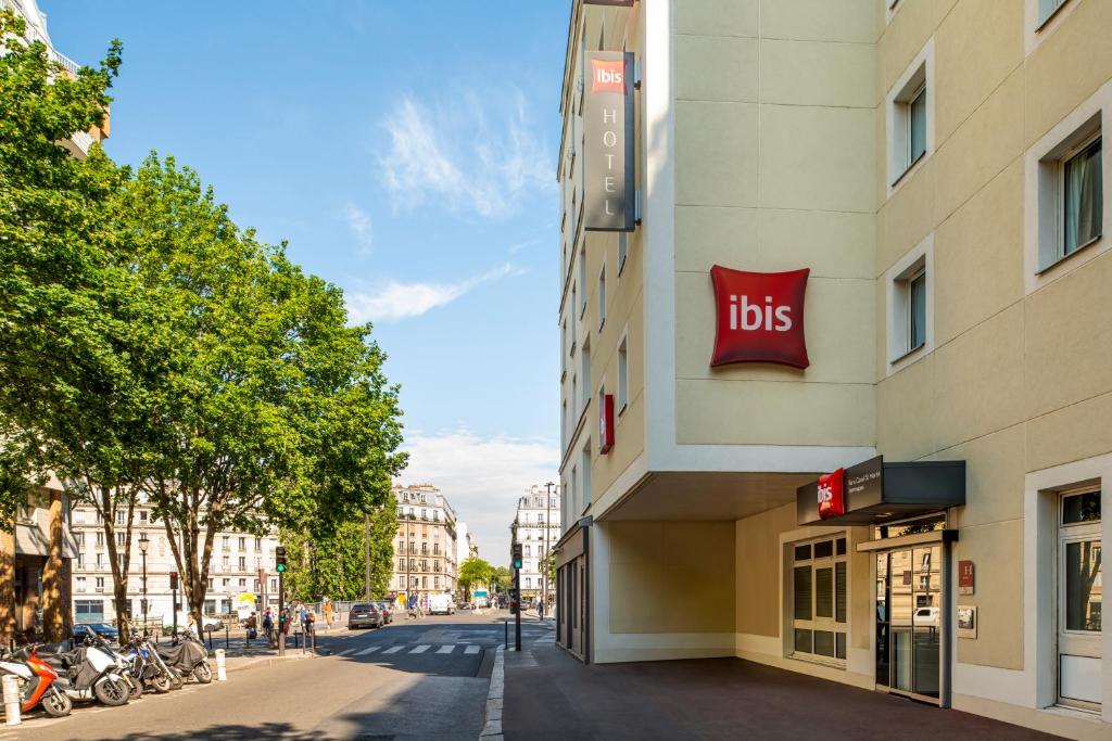 ibis Paris Canal Saint Martin - image 5