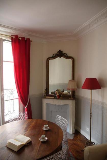 Apartment Lourmel - image 3