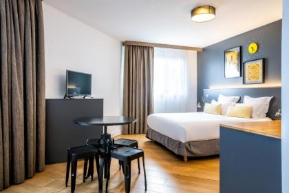 Best Western Plus Suitcase Paris La Defense - image 15