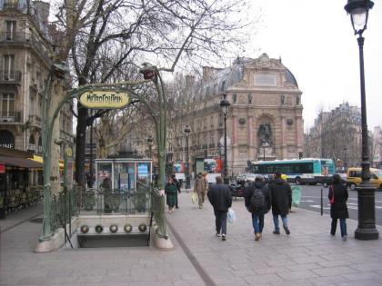 Latin Quarter - Notre Dame apartment - image 19