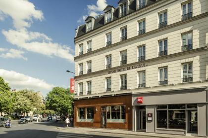 ibis Paris Avenue de la Republique - image 1