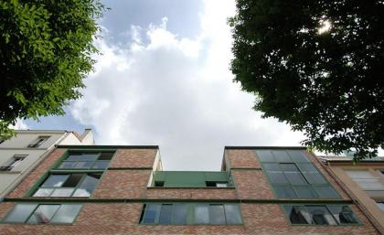 Pere Lachaise Apartment - image 20