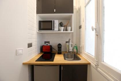 Renovated Studio for 2 - image 11