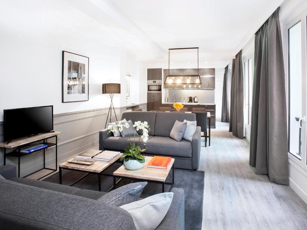 LivinParis - Luxury 3 Bedrooms Le Marais I - main image