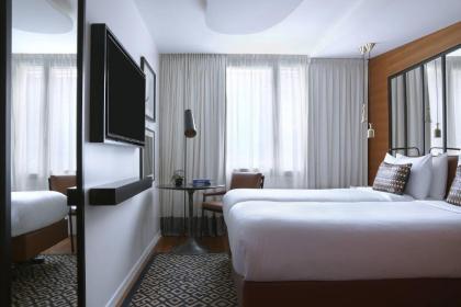 Renaissance by Marriott Paris Republique Hotel - image 13