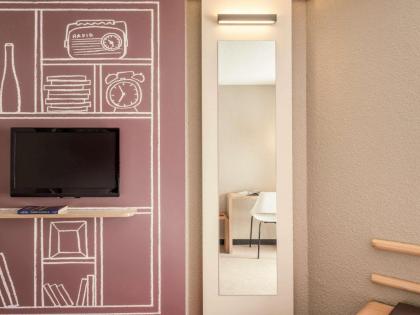 ibis Paris Gare Montparnasse 15ème - image 14