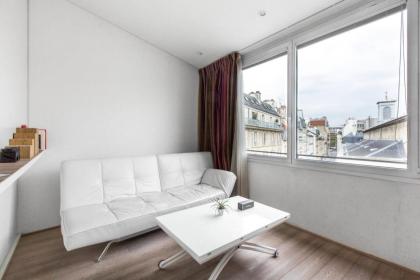 Modern Apartment in the Heart of the Marais Paris 