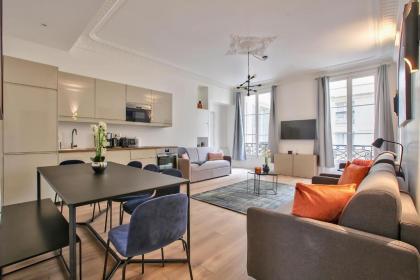 63-LUXURY FLAT CHAMPS-ELYSEES (1C) - image 13