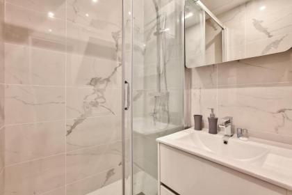 63-LUXURY FLAT CHAMPS-ELYSEES (1C) - image 6