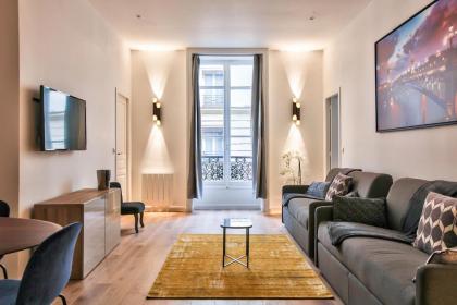 64-LUXURY FLAT CHAMPS ELYSEES (1D) - image 19