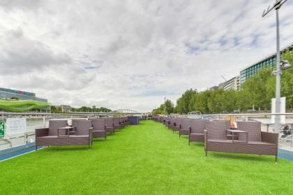 Le VIP Paris - Yacht Hotel - image 6