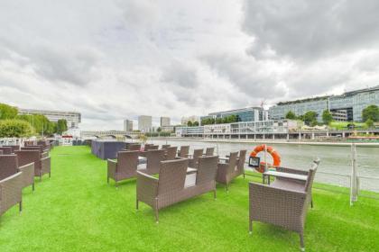 Le VIP Paris - Yacht Hotel - image 8