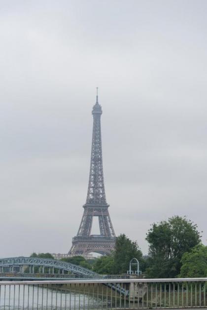 Veeve - Apartment near Pont de Grenelle - image 13