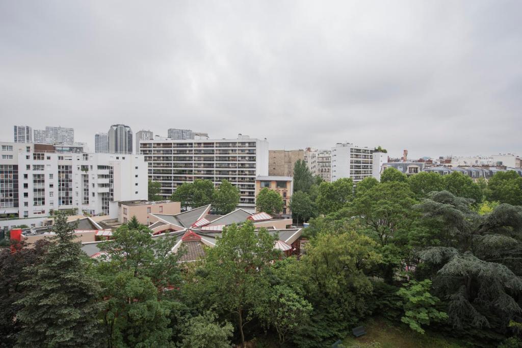 Veeve - Apartment near Pont de Grenelle - image 3