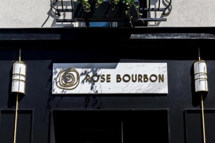 Rose Bourbon - image 18