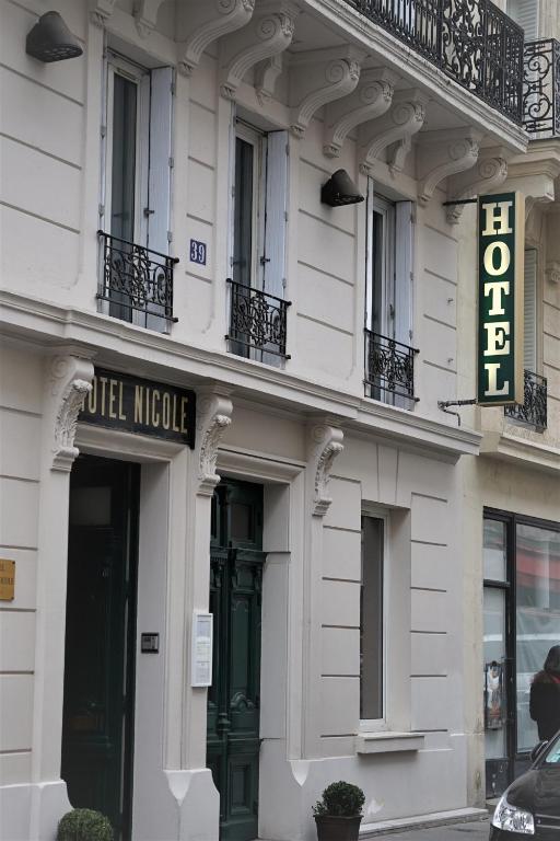 Hotel Pierre Nicole - image 6