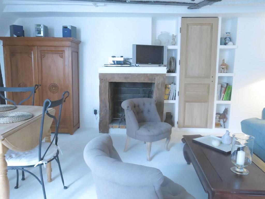 Apartment Saintonge CityCosy - image 3