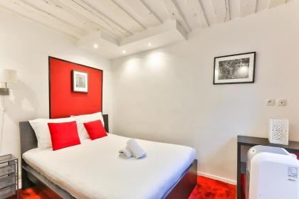 100 - Luxury 2 Bedroom - Beaubourg Marais - image 12