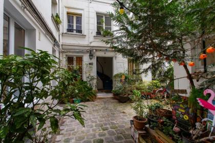 Lovely studio in paris - image 8