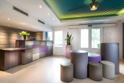 Hotel Acanthe - Boulogne Billancourt - image 3