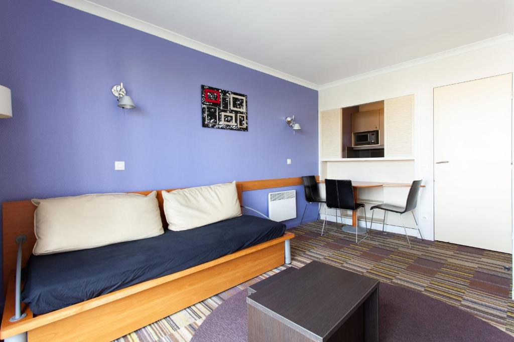 Cosy apt with BALCONY near BUTTES CHAUMONT - image 7