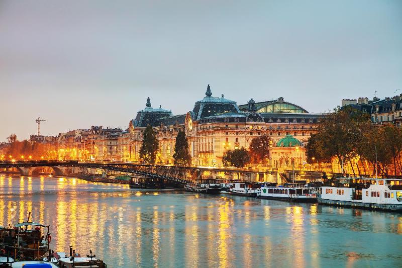 Hotel De Paris - image 2